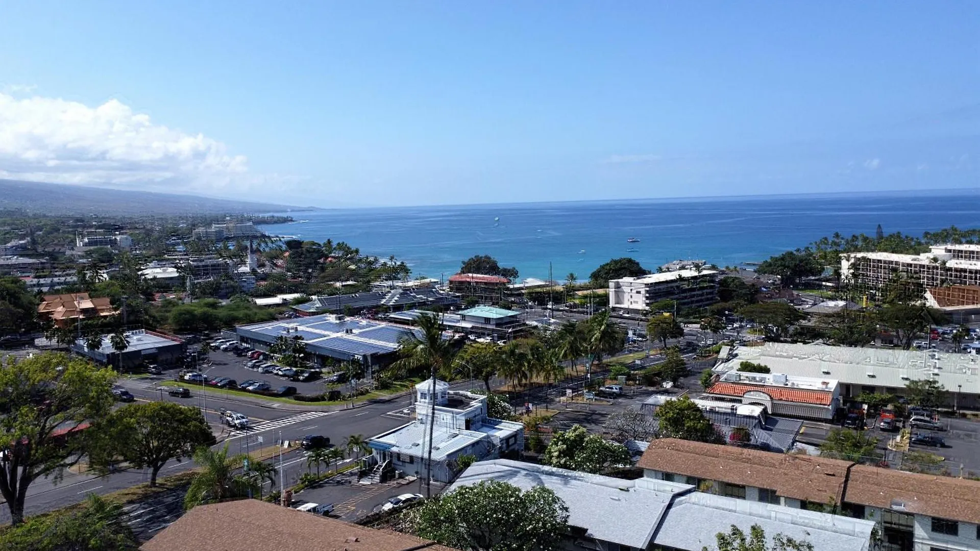 Your Slice Of Paradise In Kona - Walk To Beach And Stores Kailua-Kona Apartment