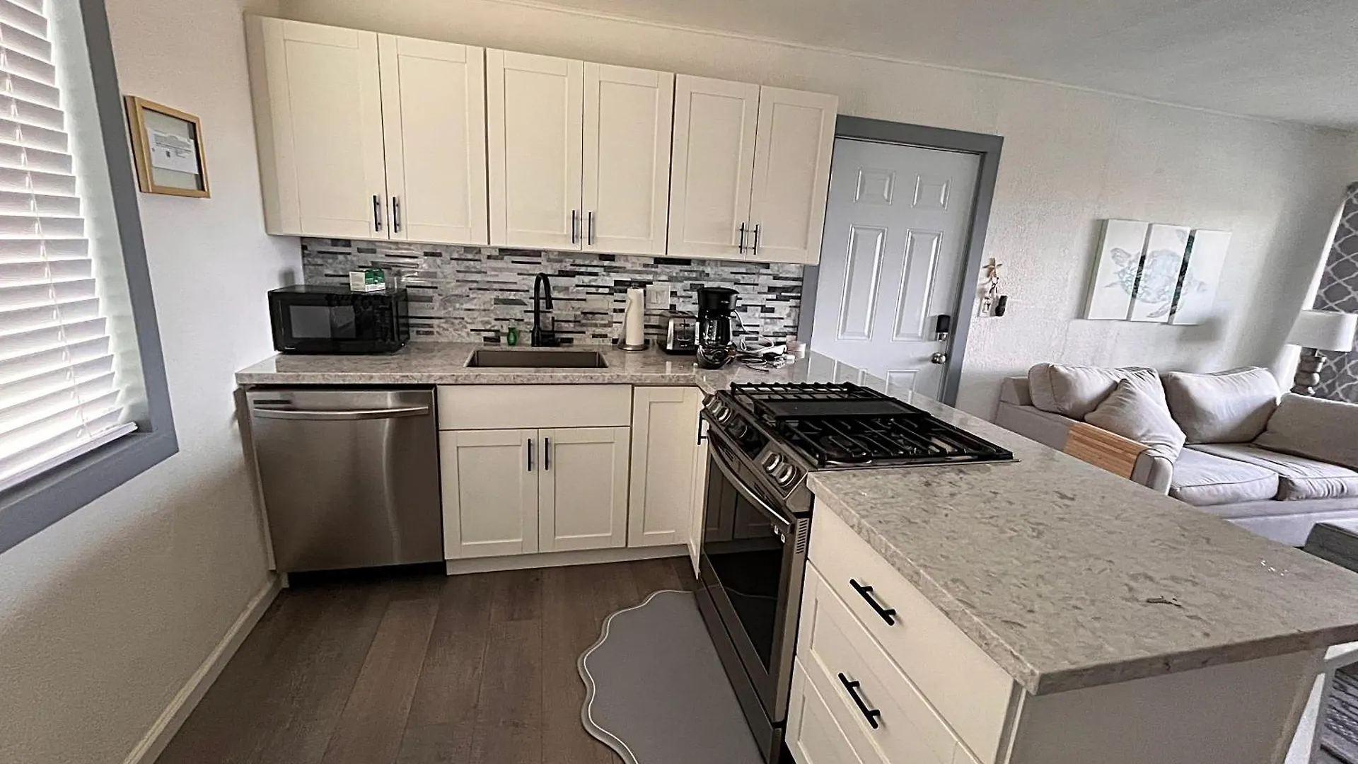 Your Slice Of Paradise In Kona - Walk To Beach And Stores Kailua-Kona Apartment