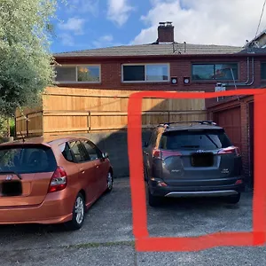 Location In Charming Downtown Ballard! Rare Find! Holiday home Seattle